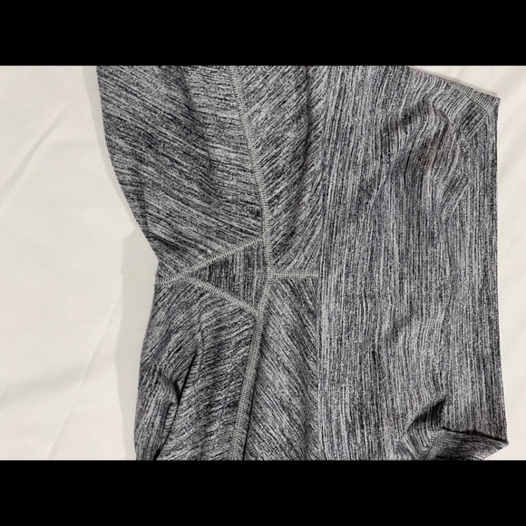 Lululemon Wunder Under - Crop - Picture 3 of 3